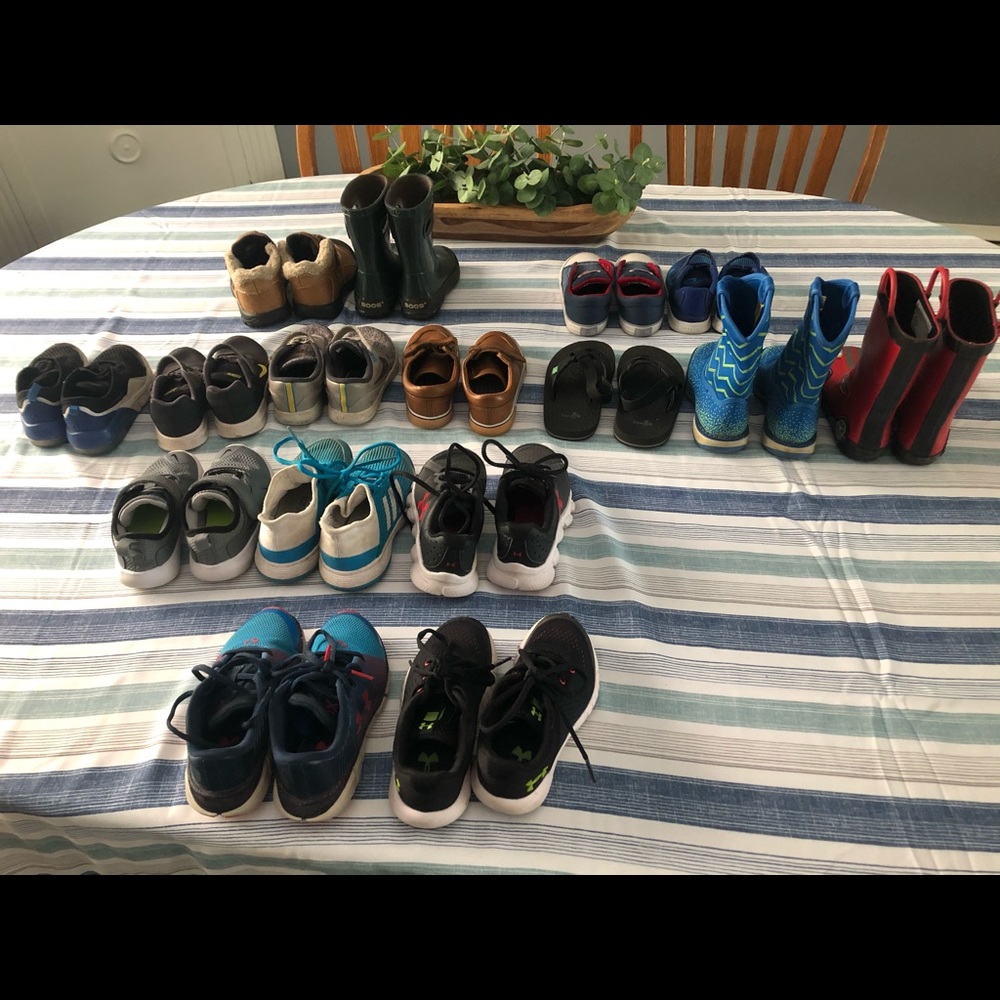 Toddler Shoe Lot (Boys size 8-11)